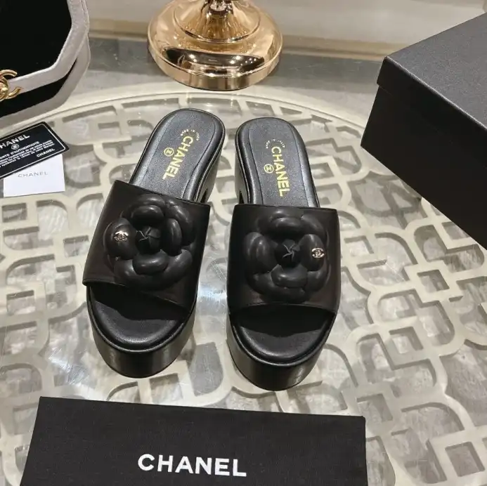 hype Chanel Slippers