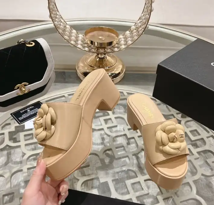 hype Chanel Slippers