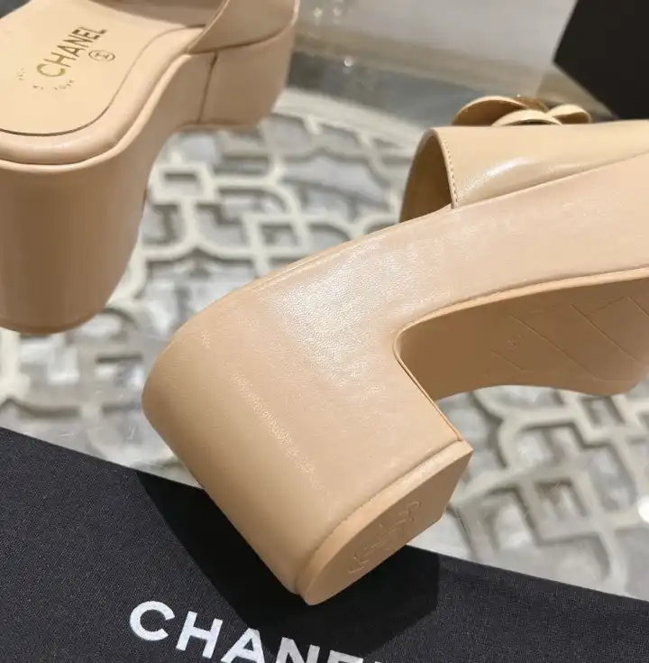 hype Chanel Slippers