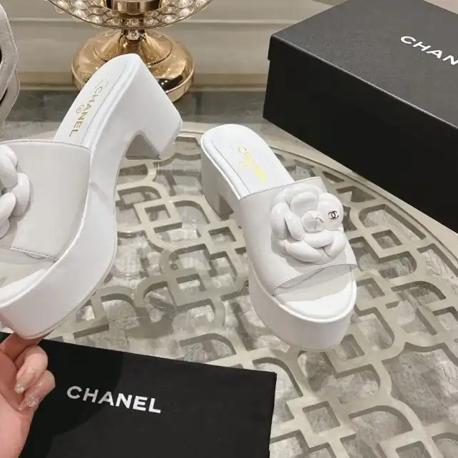 hype Chanel Slippers