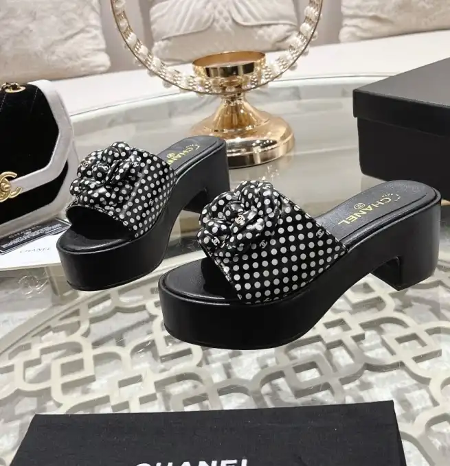 hype Chanel Slippers