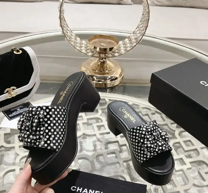 hype Chanel Slippers