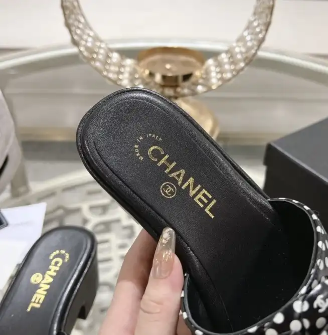 hype Chanel Slippers