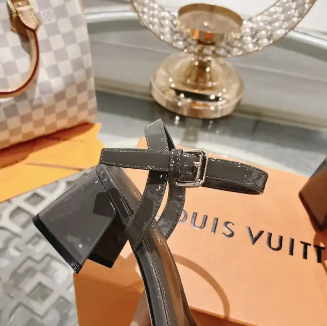 hype LV High Heels