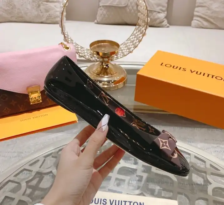 hype LV High Heels