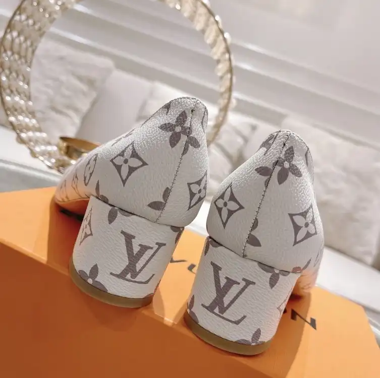 hype LV High Heels