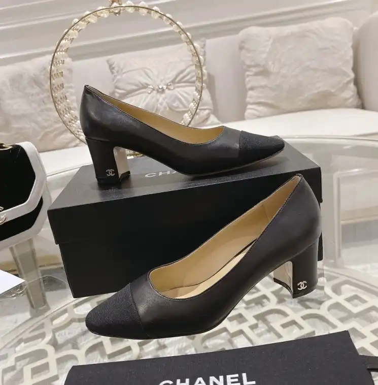 hype Chanel High Heels