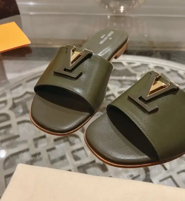 hype LV Slippers