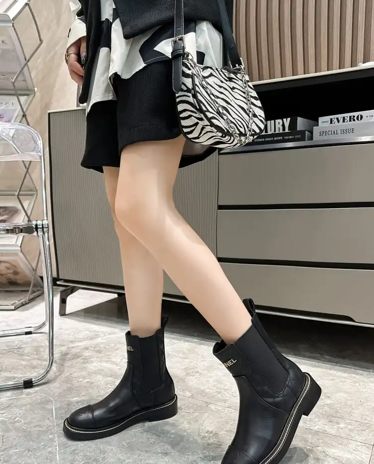 hype Chanel Boots