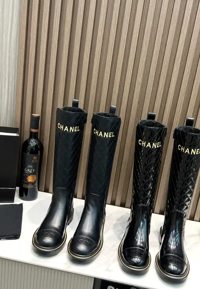 hype Chanel Boots