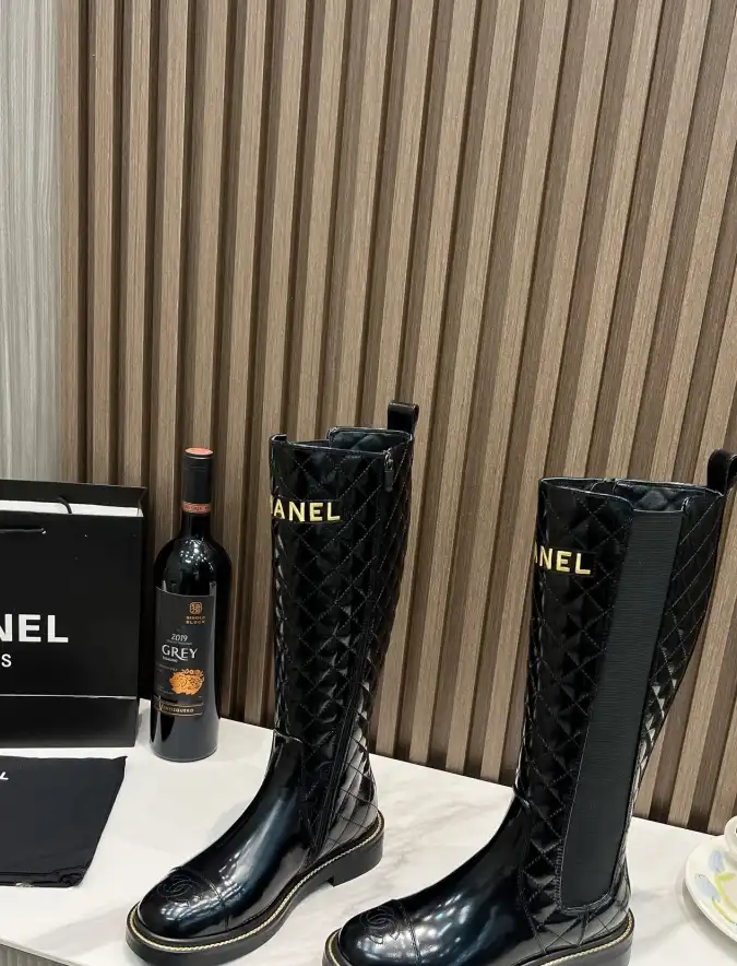 hype Chanel Boots