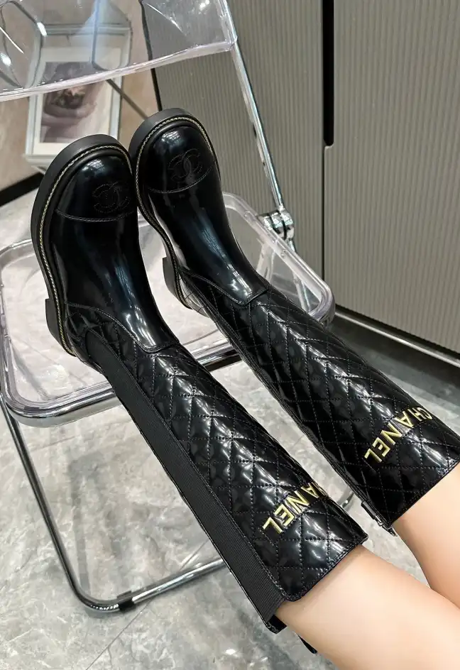 hype Chanel Boots