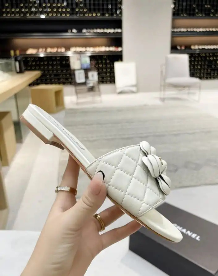 hype Chanel Slippers