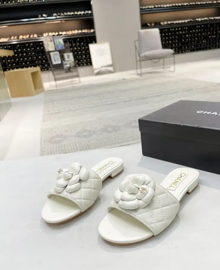 hype Chanel Slippers