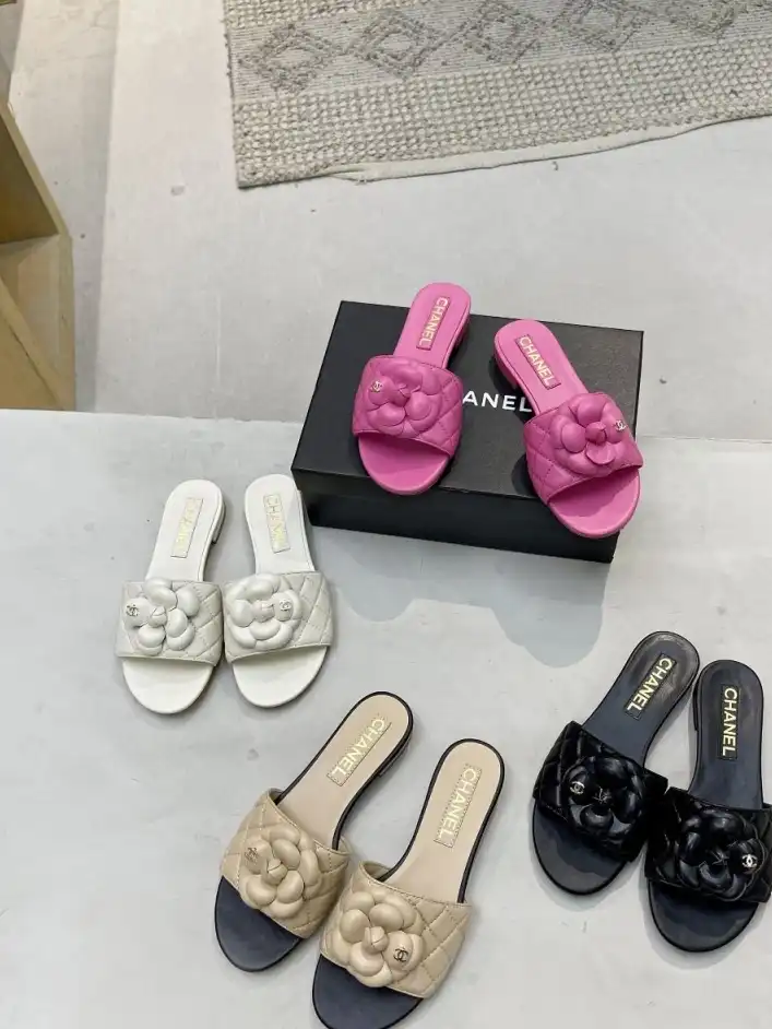 hype Chanel Slippers