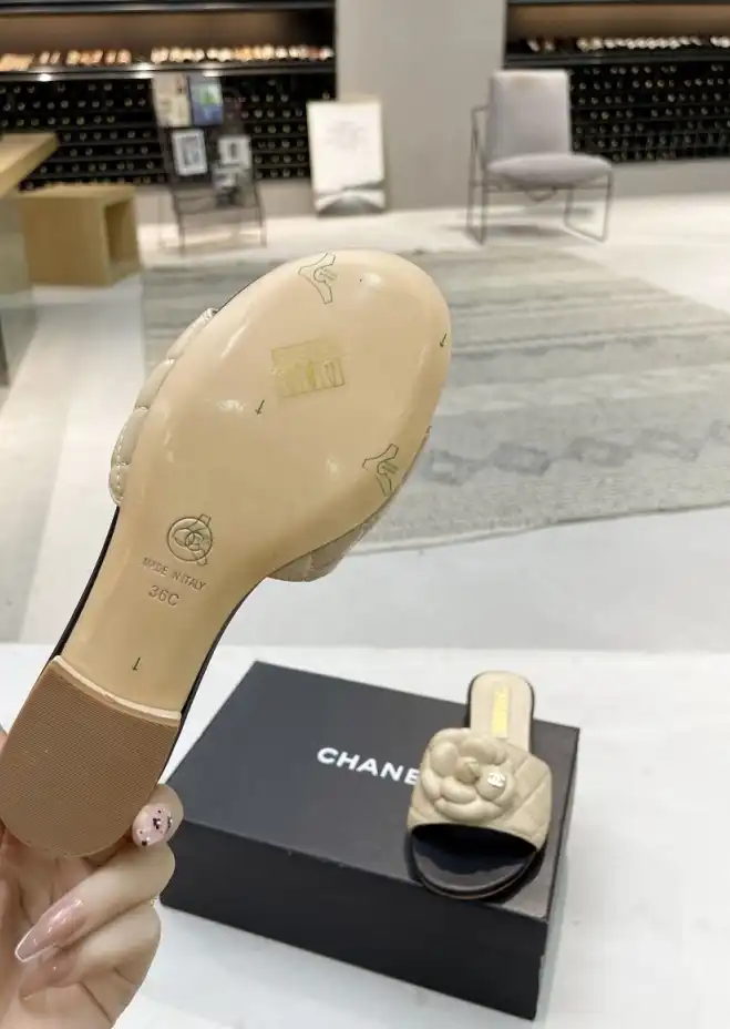 hype Chanel Slippers