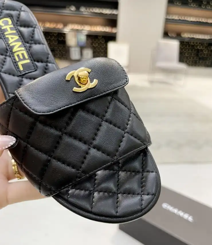 hype Chanel Slippers