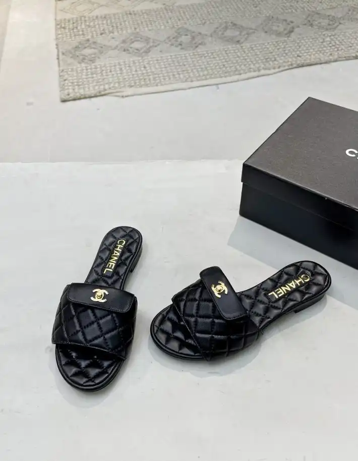 hype Chanel Slippers