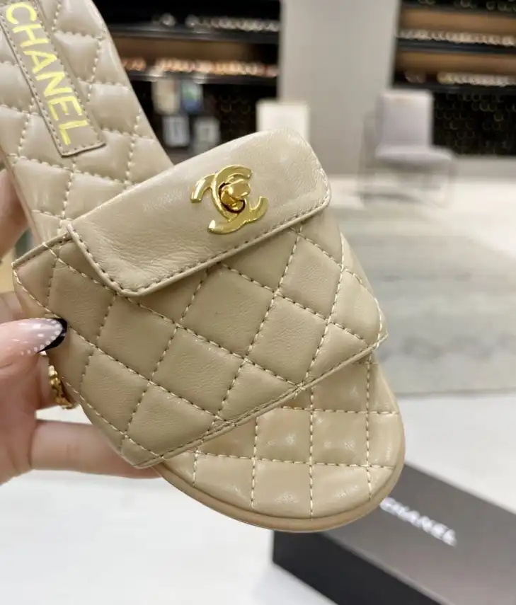 hype Chanel Slippers