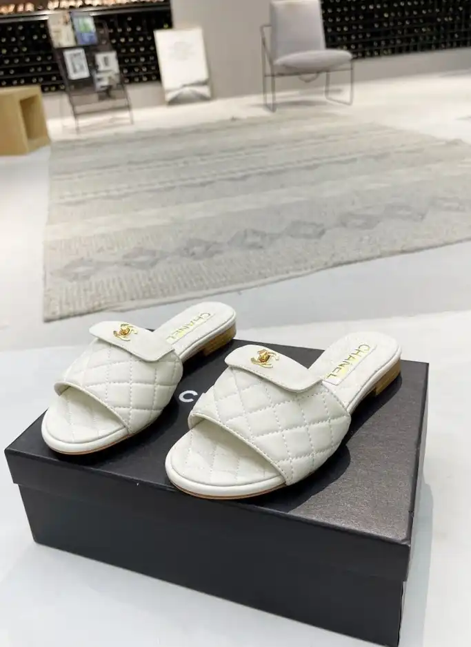 hype Chanel Slippers