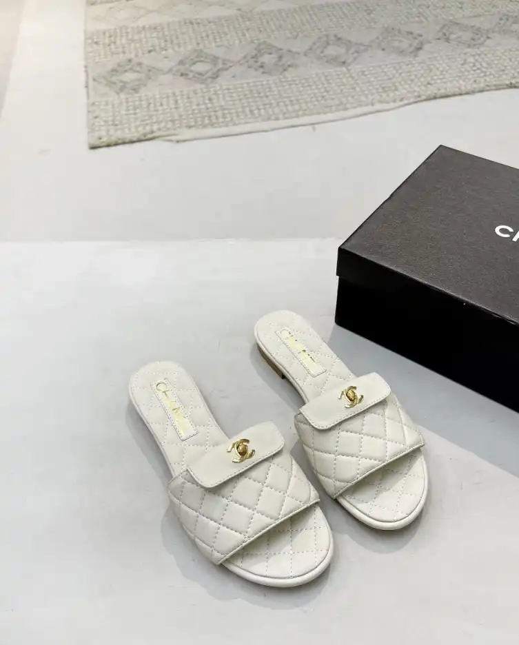 hype Chanel Slippers