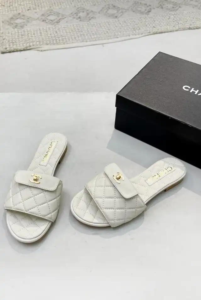 hype Chanel Slippers