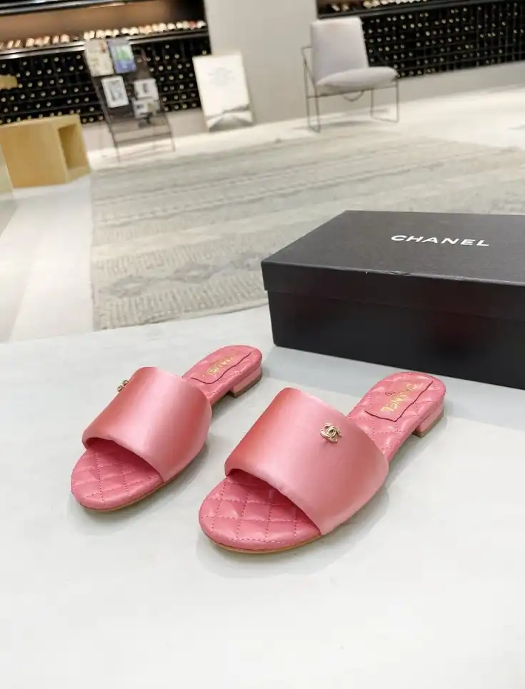 hype Chanel Slippers