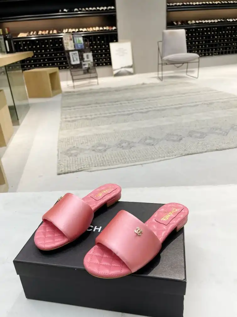 hype Chanel Slippers