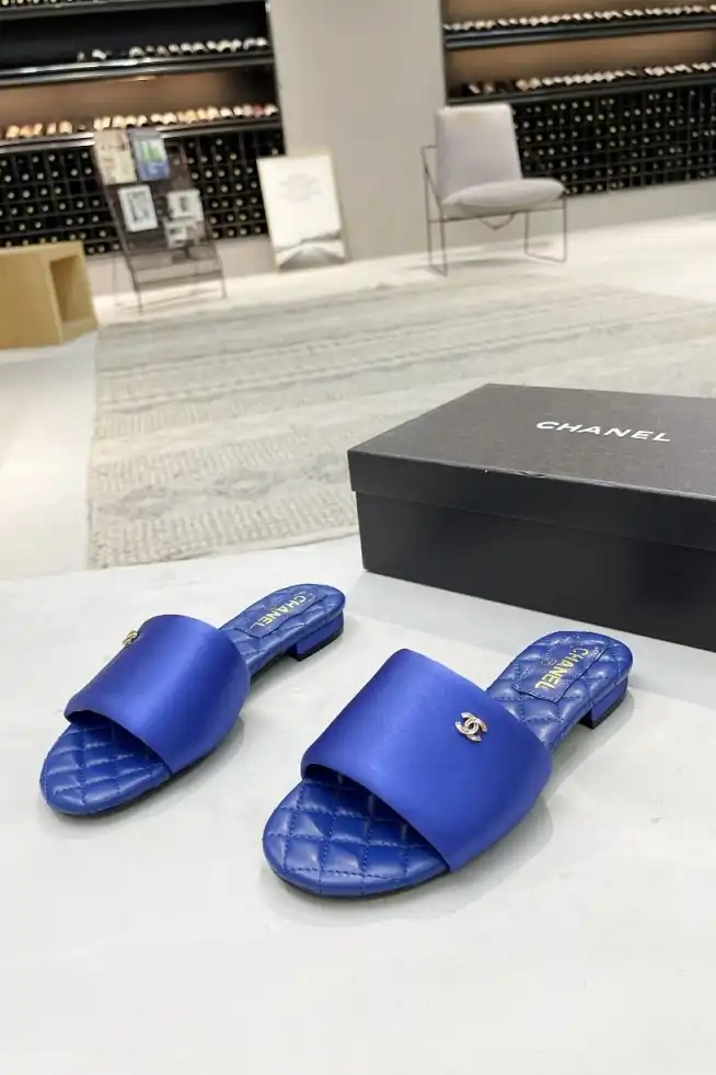 hype Chanel Slippers