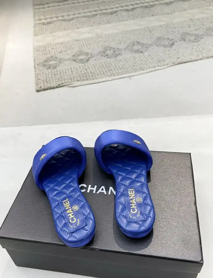 hype Chanel Slippers