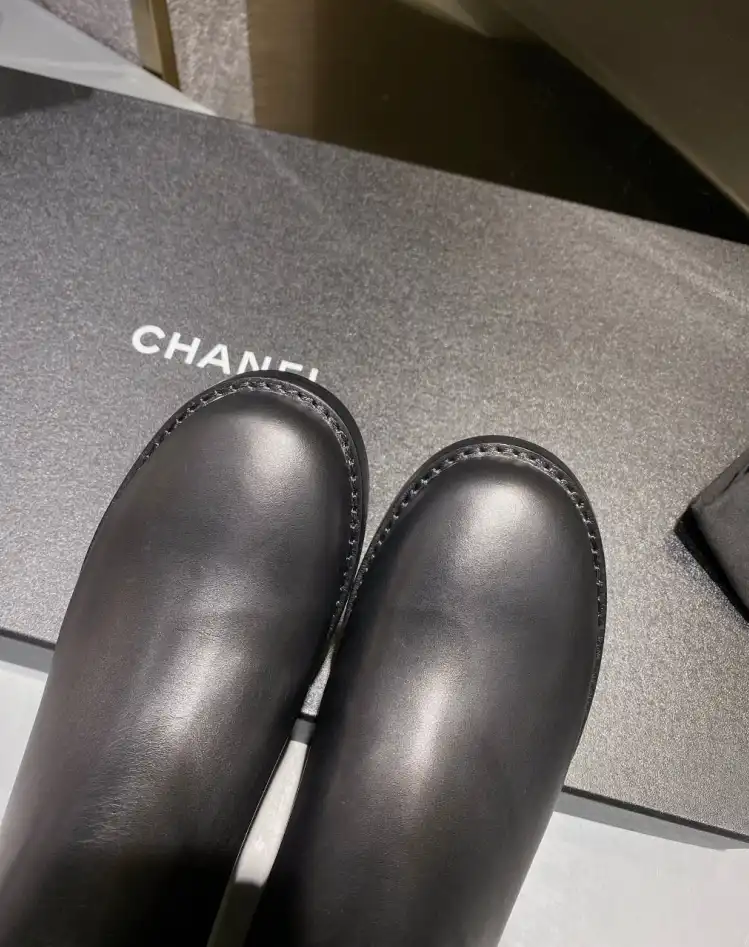 hype Chanel Boots