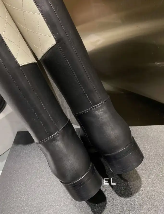 hype Chanel Boots