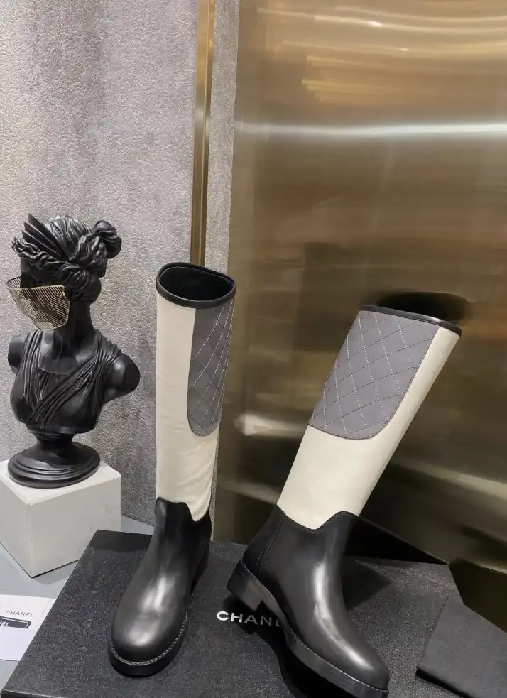 hype Chanel Boots