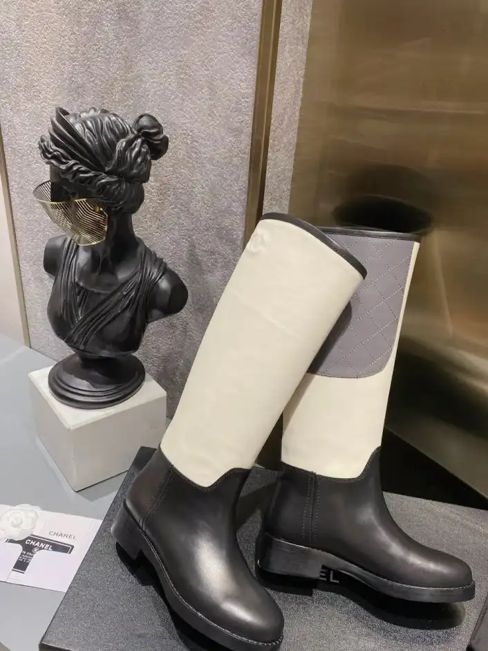 hype Chanel Boots