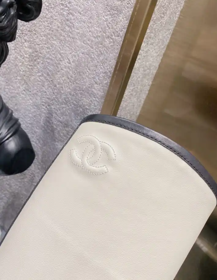 hype Chanel Boots