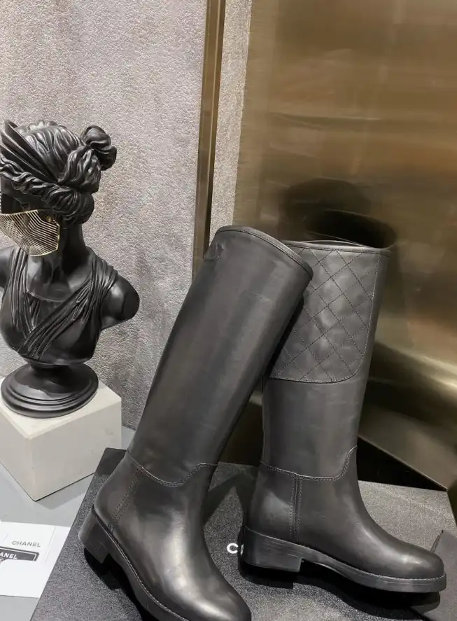 hype Chanel Boots