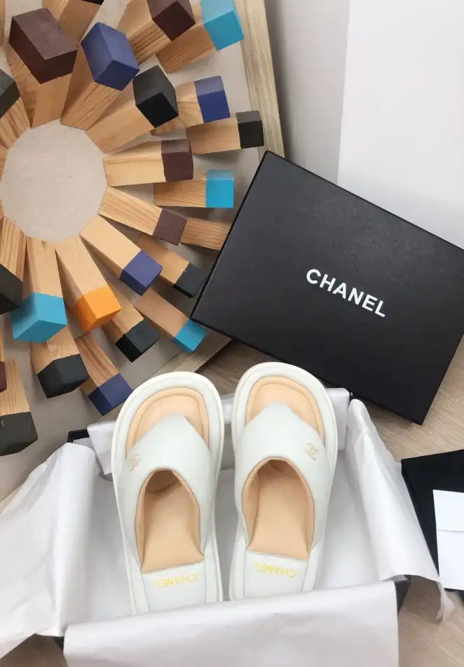 hype Chanel Slippers