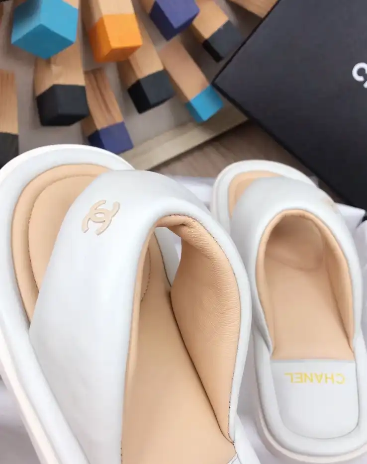 hype Chanel Slippers