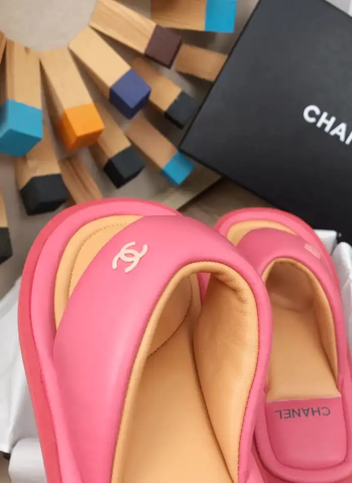 hype Chanel Slippers