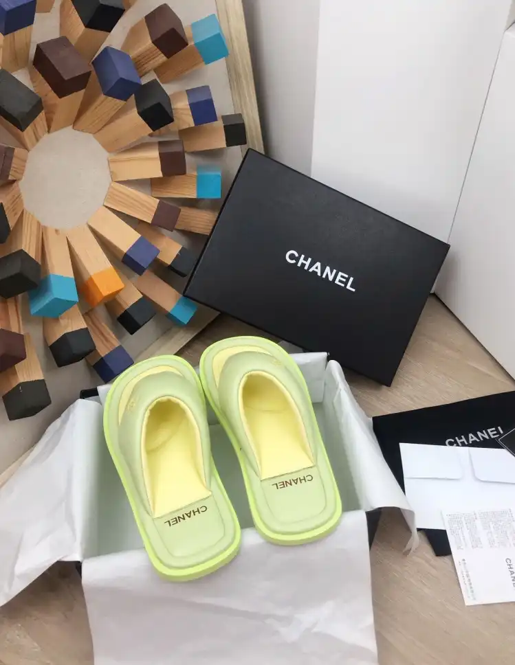 hype Chanel Slippers