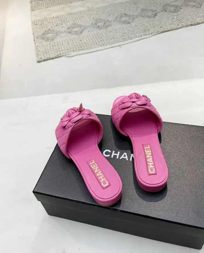 hype Chanel Slippers