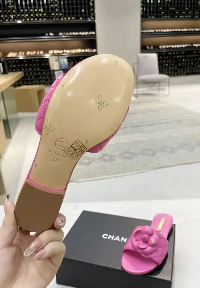 hype Chanel Slippers