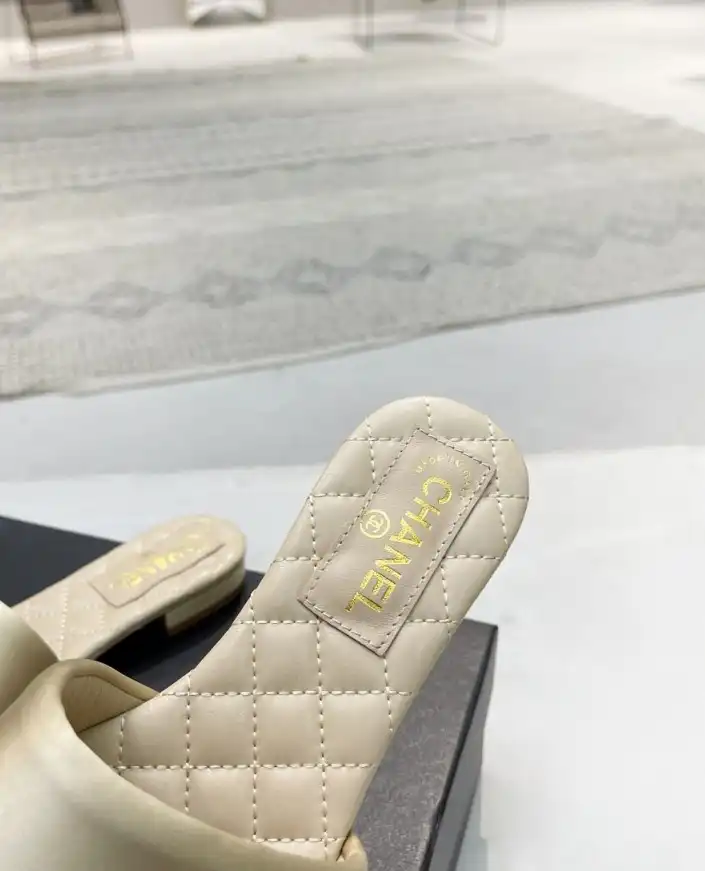 hype Chanel Slippers