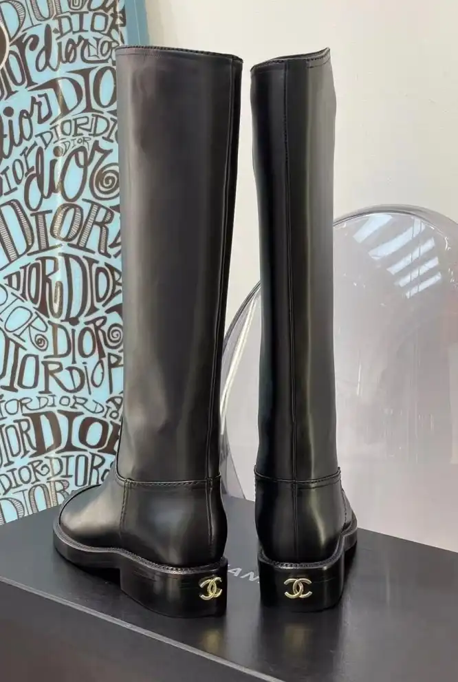 hype Chanel Boots