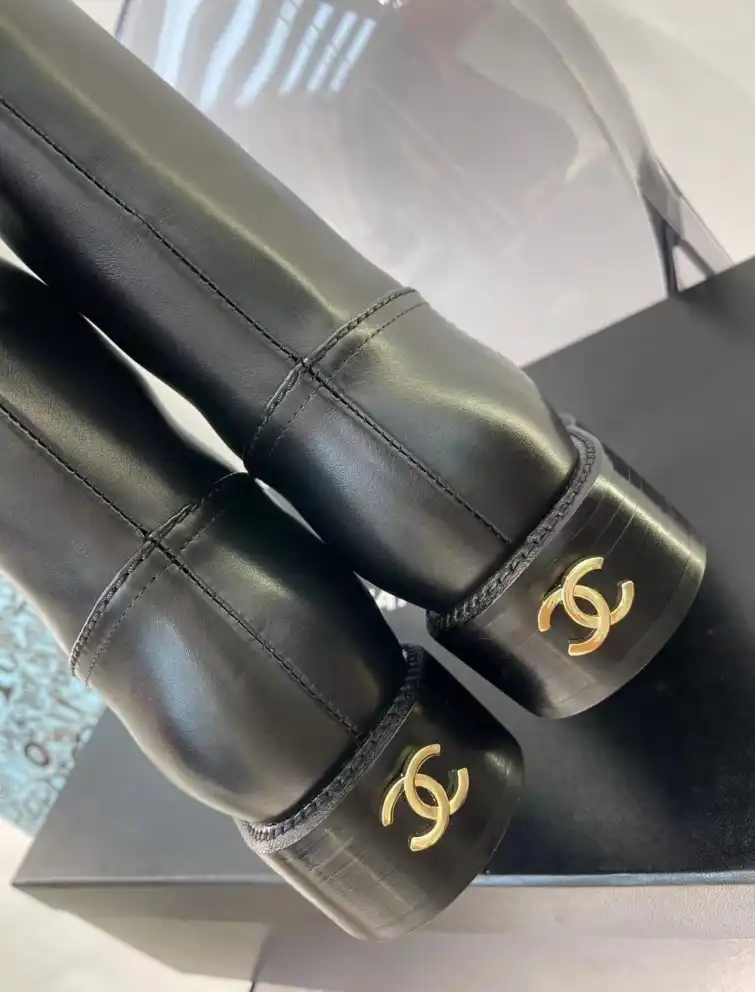 hype Chanel Boots