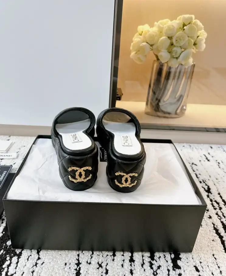 hype Chanel Slippers