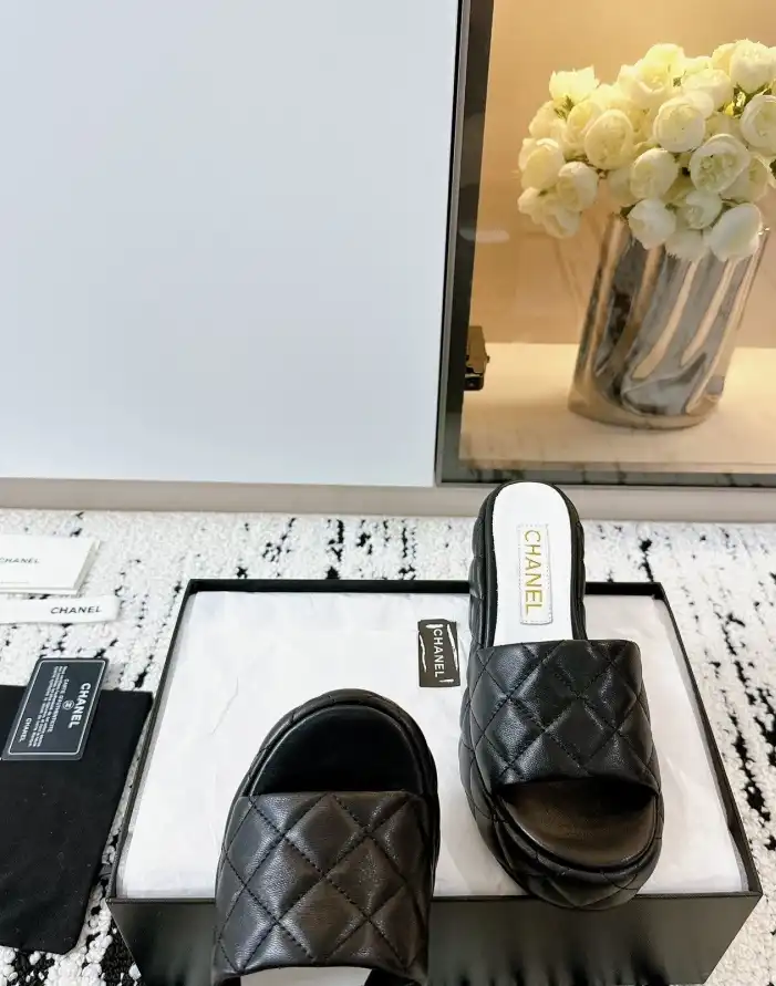 hype Chanel Slippers