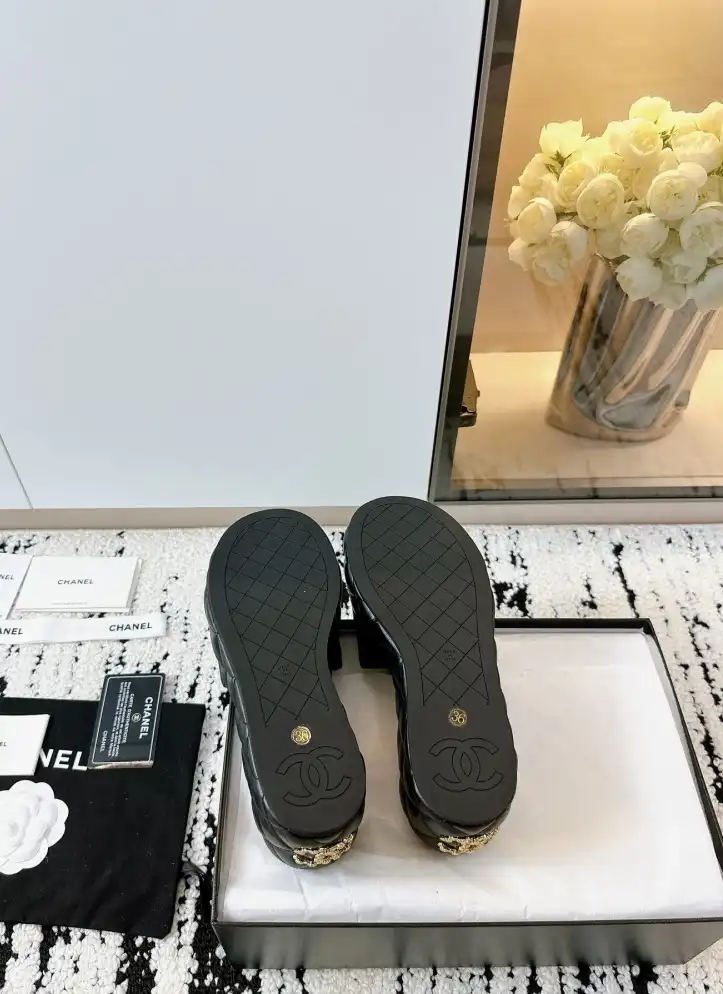 hype Chanel Slippers