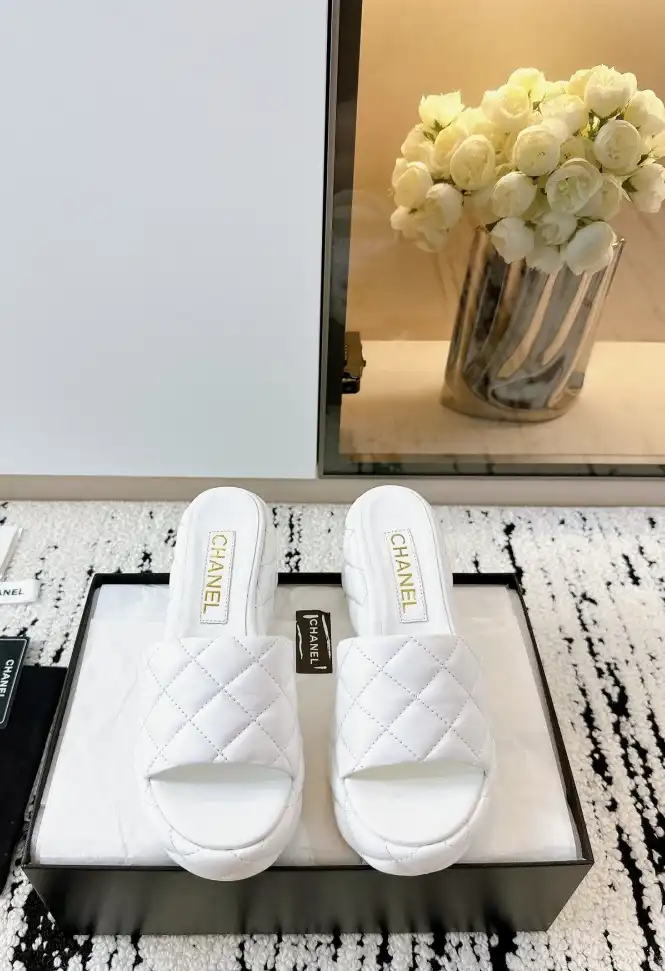 hype Chanel Slippers