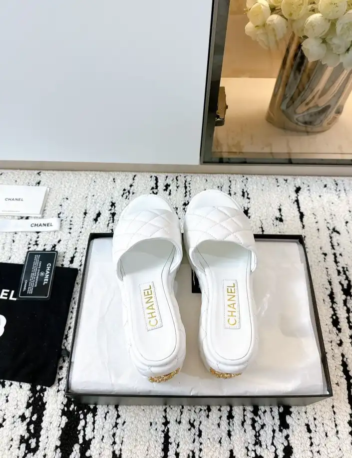 hype Chanel Slippers